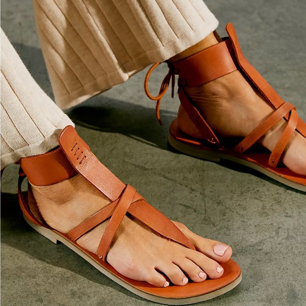 Free People | Vacation Day wrap sandal leather vachetta like new